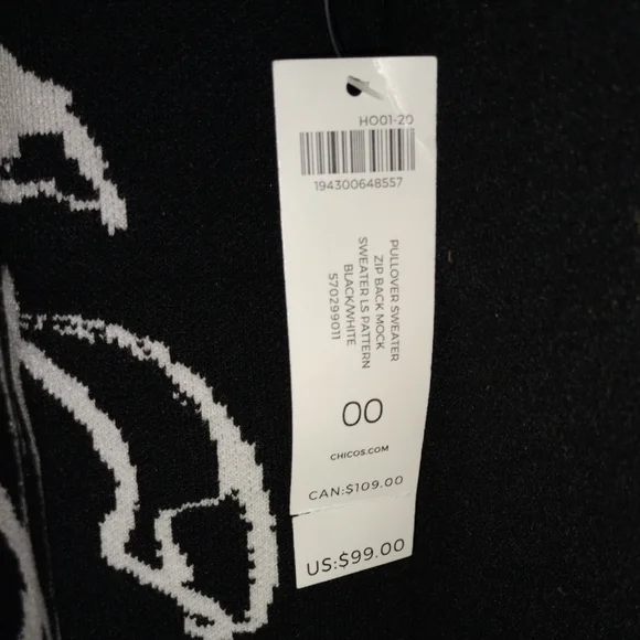 Chico's Black and White Floral Women's Sweater NWT - Picture 3 of 4